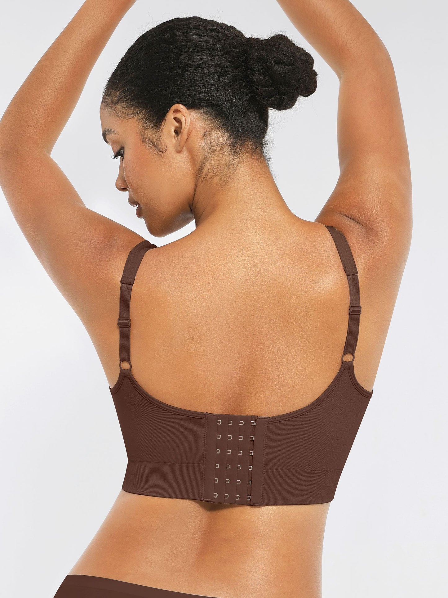 Feelingirl Seamless Comfort Bra with Smoothing Support and Adjustable Straps