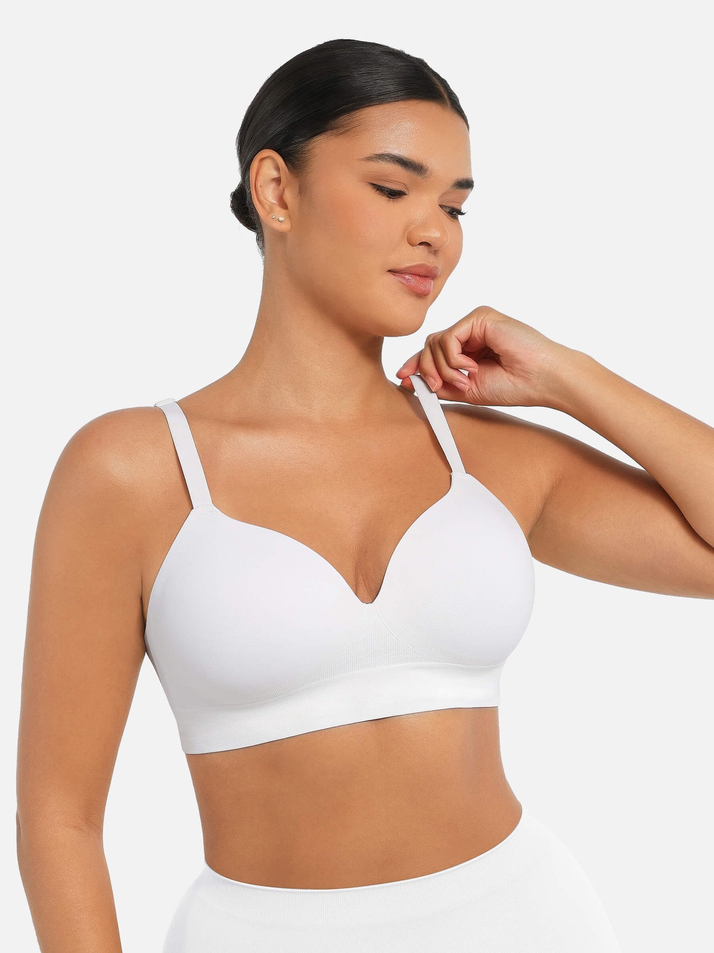 Feelingirl 1 Push-Up Seamless Bra + 1 Smooth Seamless Bra