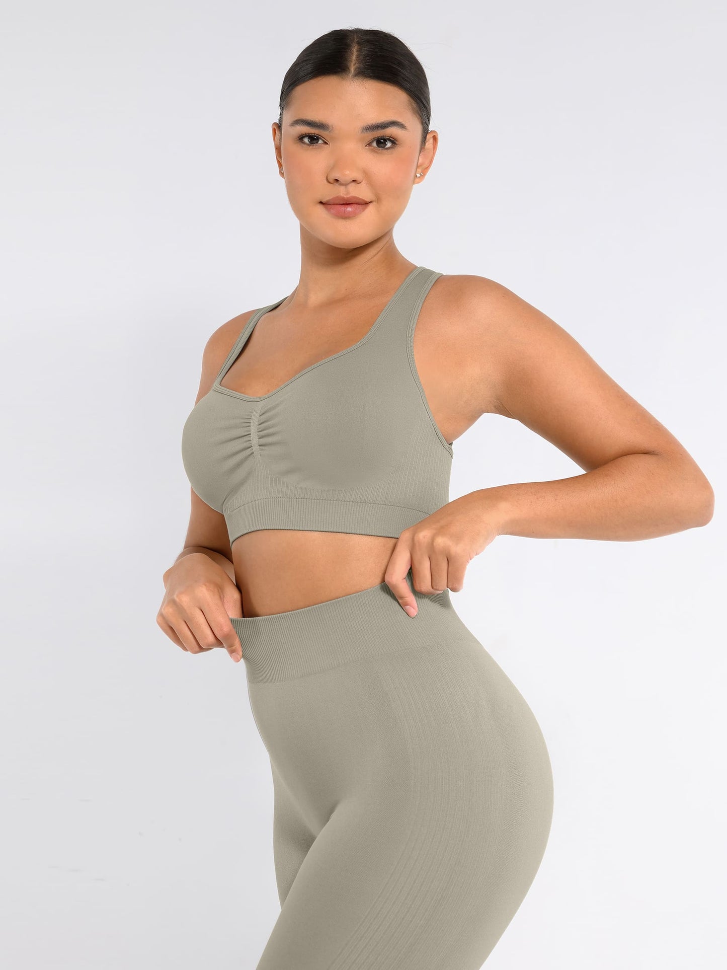 Feelingirl Seamless Racerback Sports Bra with Removable Pads and Support Fit